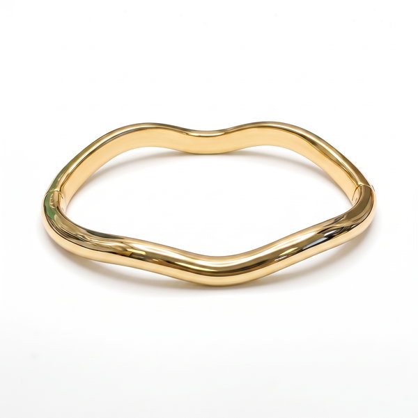 Closeup photo of 18KY Hinged Wavy Bangle
