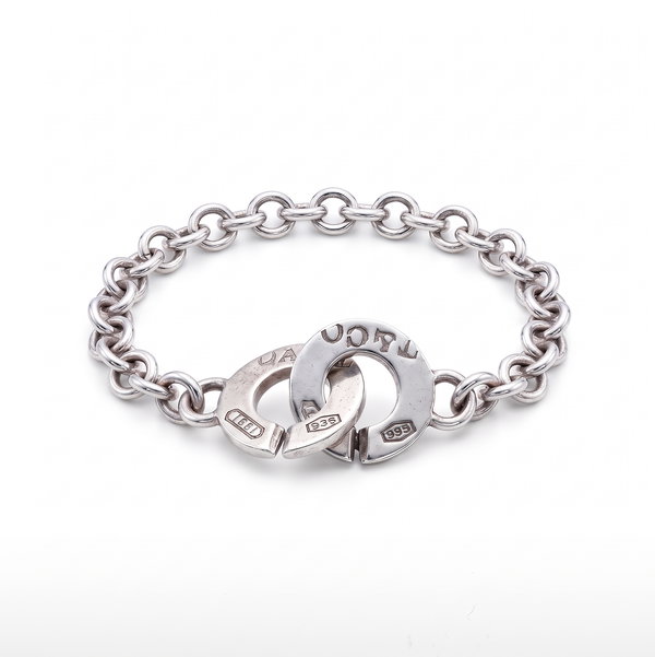 Closeup photo of 925 Sterling Tiffany & Co. Double Clasp Rolo Bracelet 23.g 7.5"