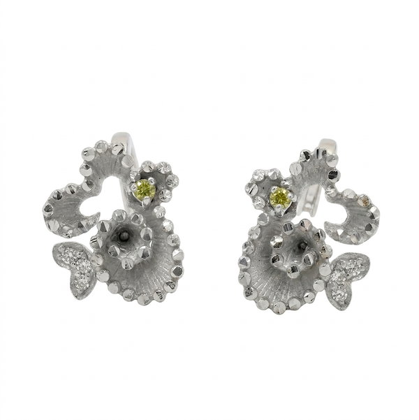 Closeup photo of 14k White Gold Soul Dance Earrings