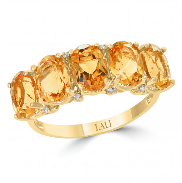 Closeup photo of 14K YELLOW GOLD DIAMOND AND CITRINE RING
