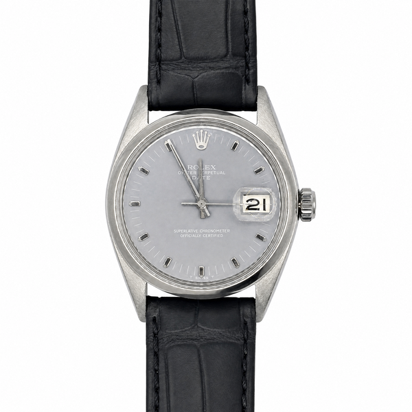 Closeup photo of Rolex Stainless Steel 1500 34mm Light Gray Dial on Black Strap 3365788, c1972