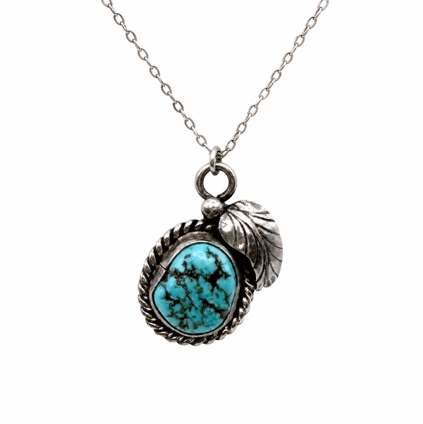 Closeup photo of 925 Sterling Native Begay Turquoise Pendant Necklace 7.g 18"