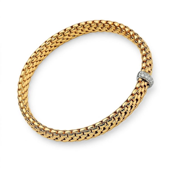 Closeup photo of 18k Gold Flex'it Bracelet in with Diamonds