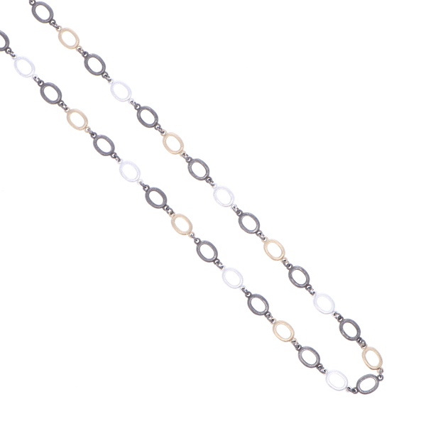 Closeup photo of Satin Finish Tri Color Oval Link Chain