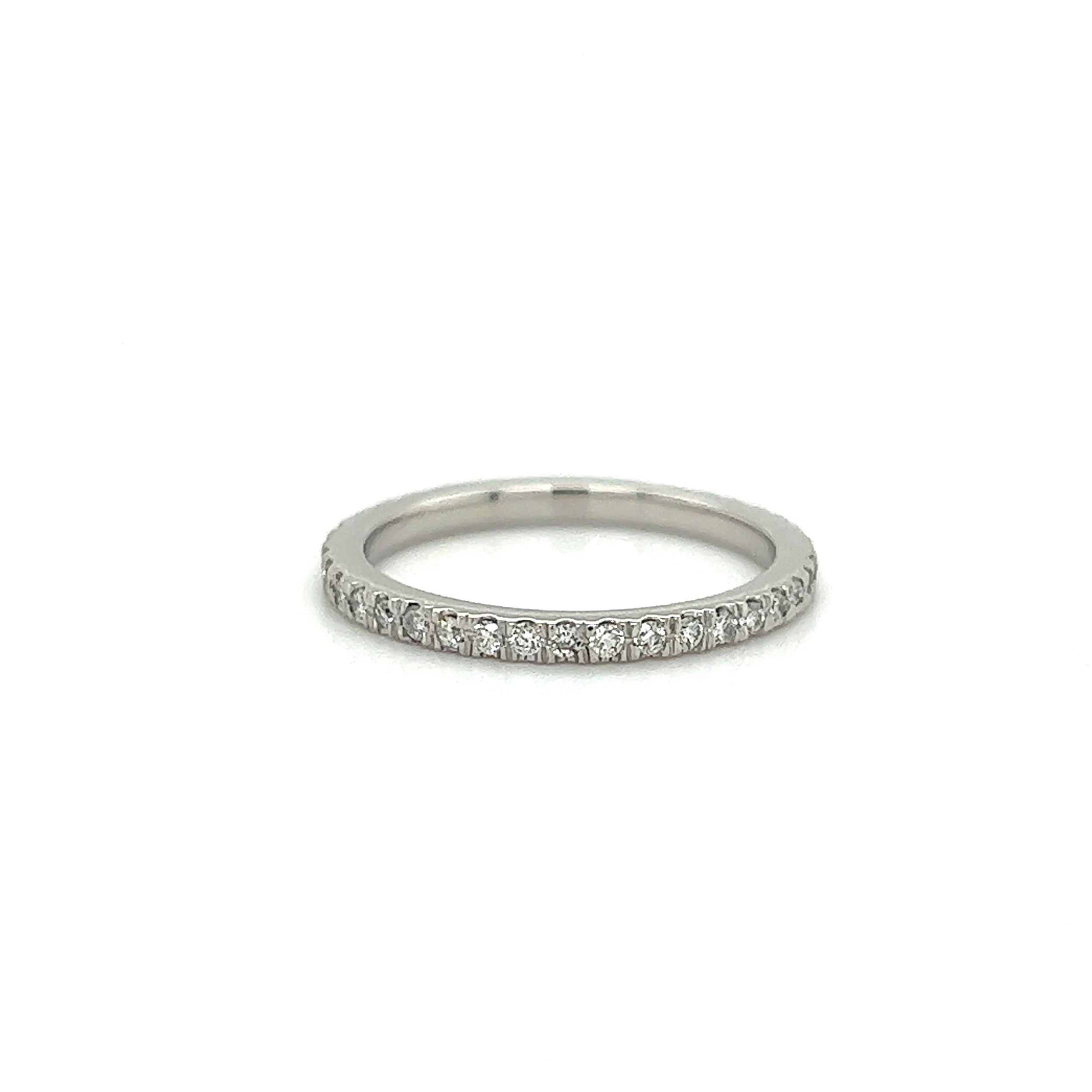 31 diamonds are approx. .30tcw Platinum 4/5 .30tcw Diamond 1.75mm Eternity Band Ring 2.5g, s5.25