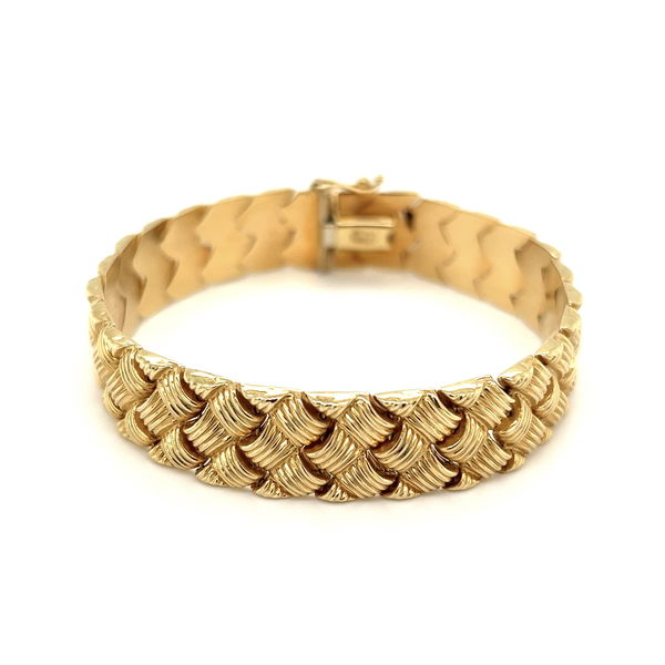 Closeup photo of 14K YG 13.1mm Cross Weave Pattern Bracelet 13.9g, 7.25in