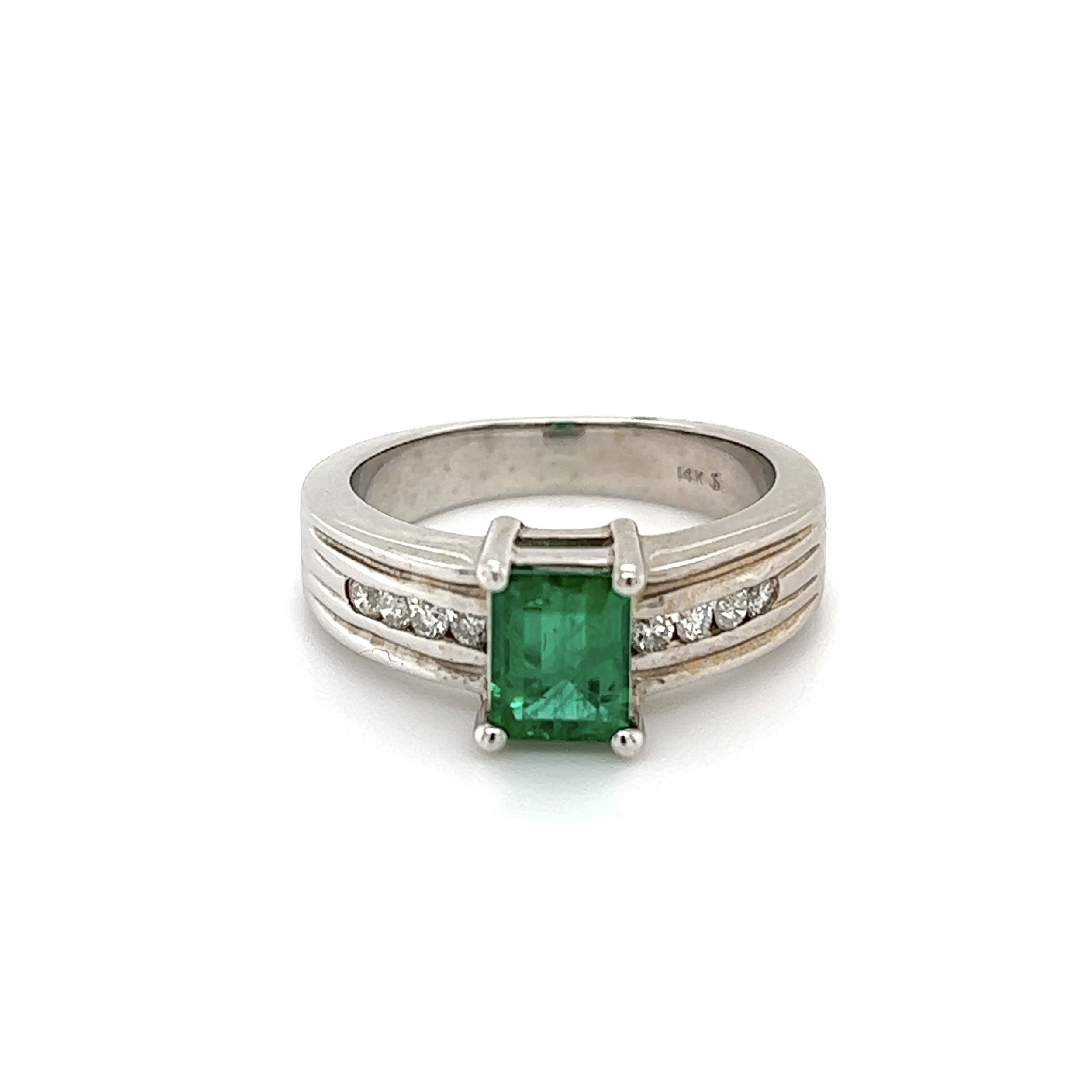 14K WG 1.00ct Emerald Cut Emerald & .20tcw Diamond Band Ring 6.4g, s6.25