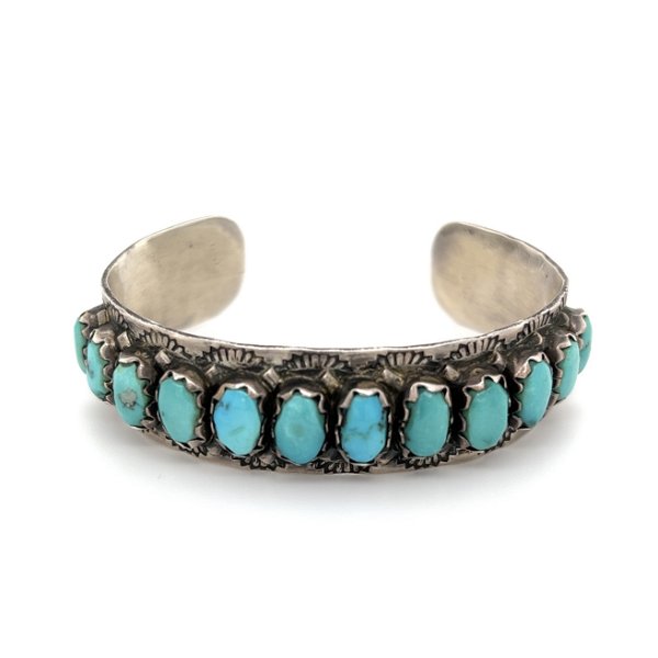 Closeup photo of 925 Sterling Native FRED WEEKOTY Zuni Turquoise 16mm Cuff Bracelet 28.3
