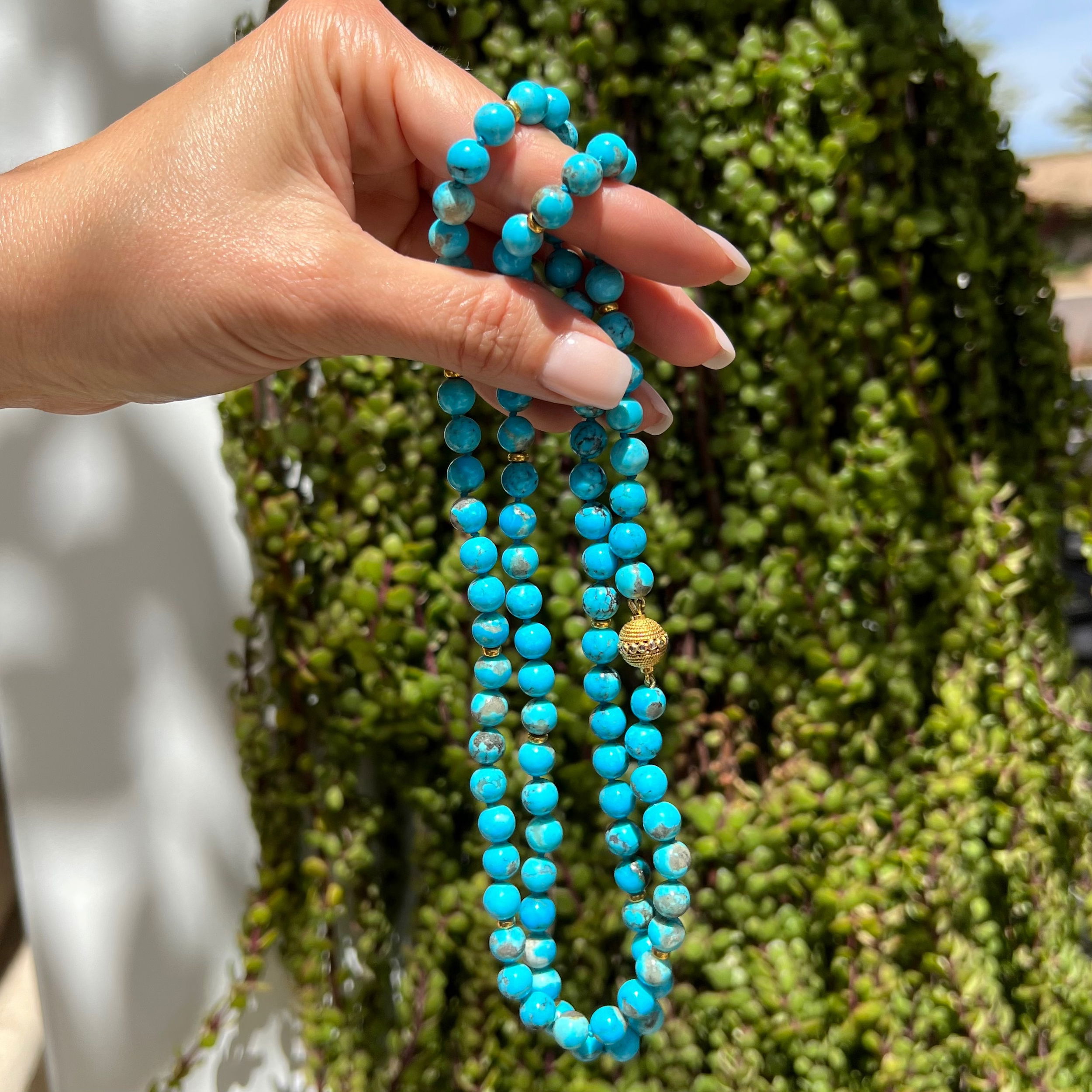 18K YG Vintage KINGMAN Deep Blue Round 8.00mm Turquoise with Matrix Bead & Rhondels Necklace 64.3g, 32"