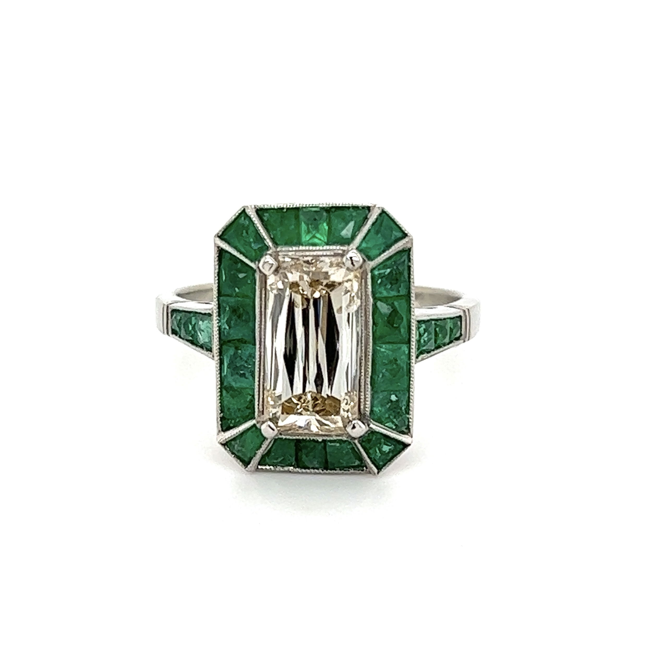 Crisscut on sale emerald diamond