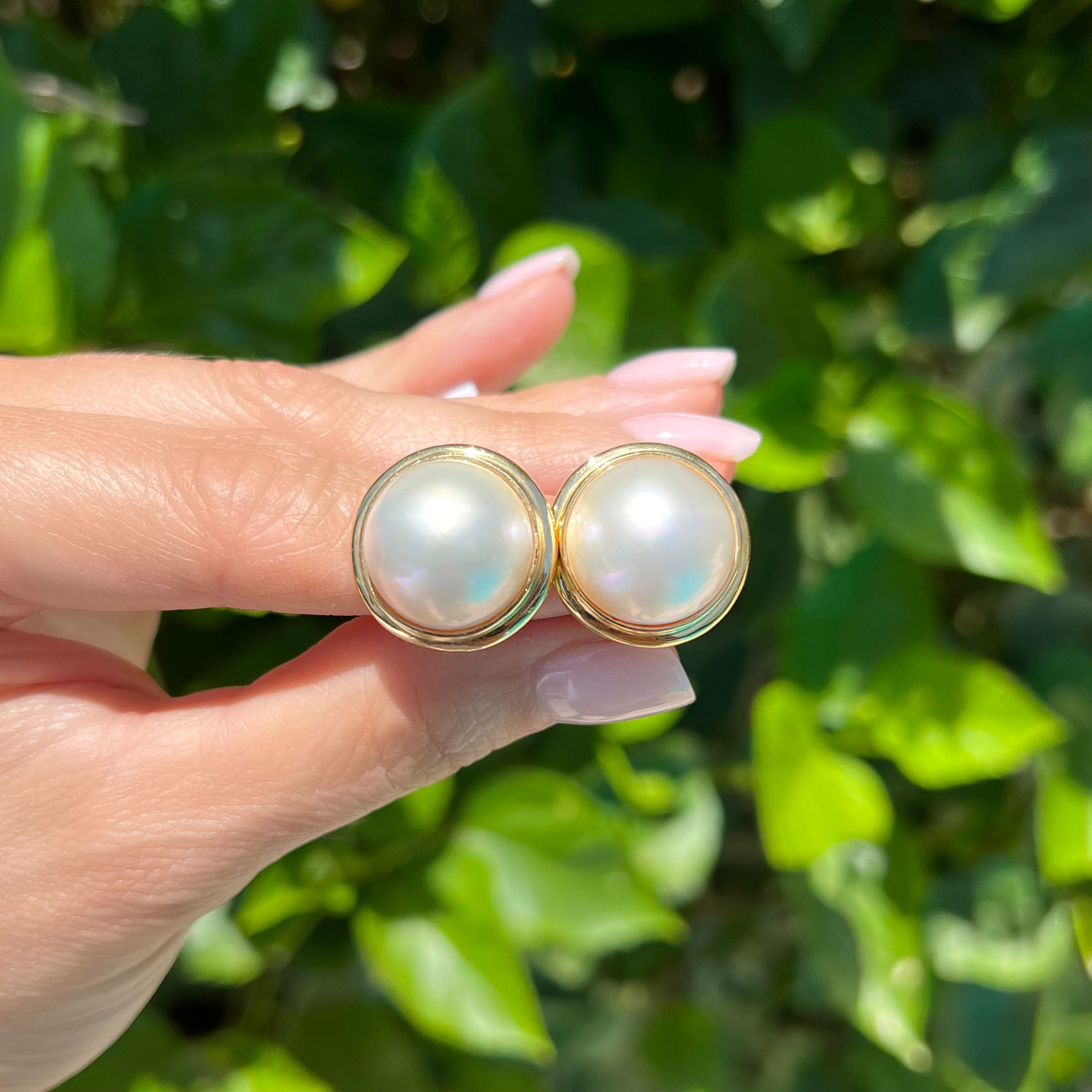 14K YG Round Super Nice Mabe Pearl French Clip Earrings 15.0g, 20.5mm