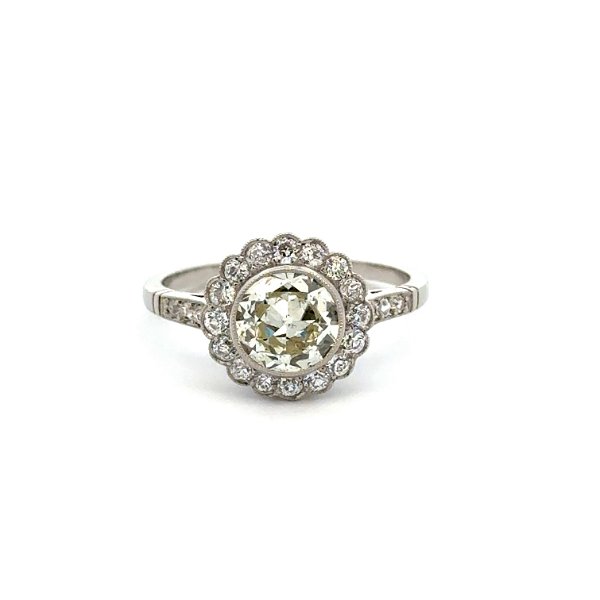 Closeup photo of Platinum 1.25ct OEC Diamond & .78tcw Diamond Bezel Set Milgrain Ring 4.2g, s8.5