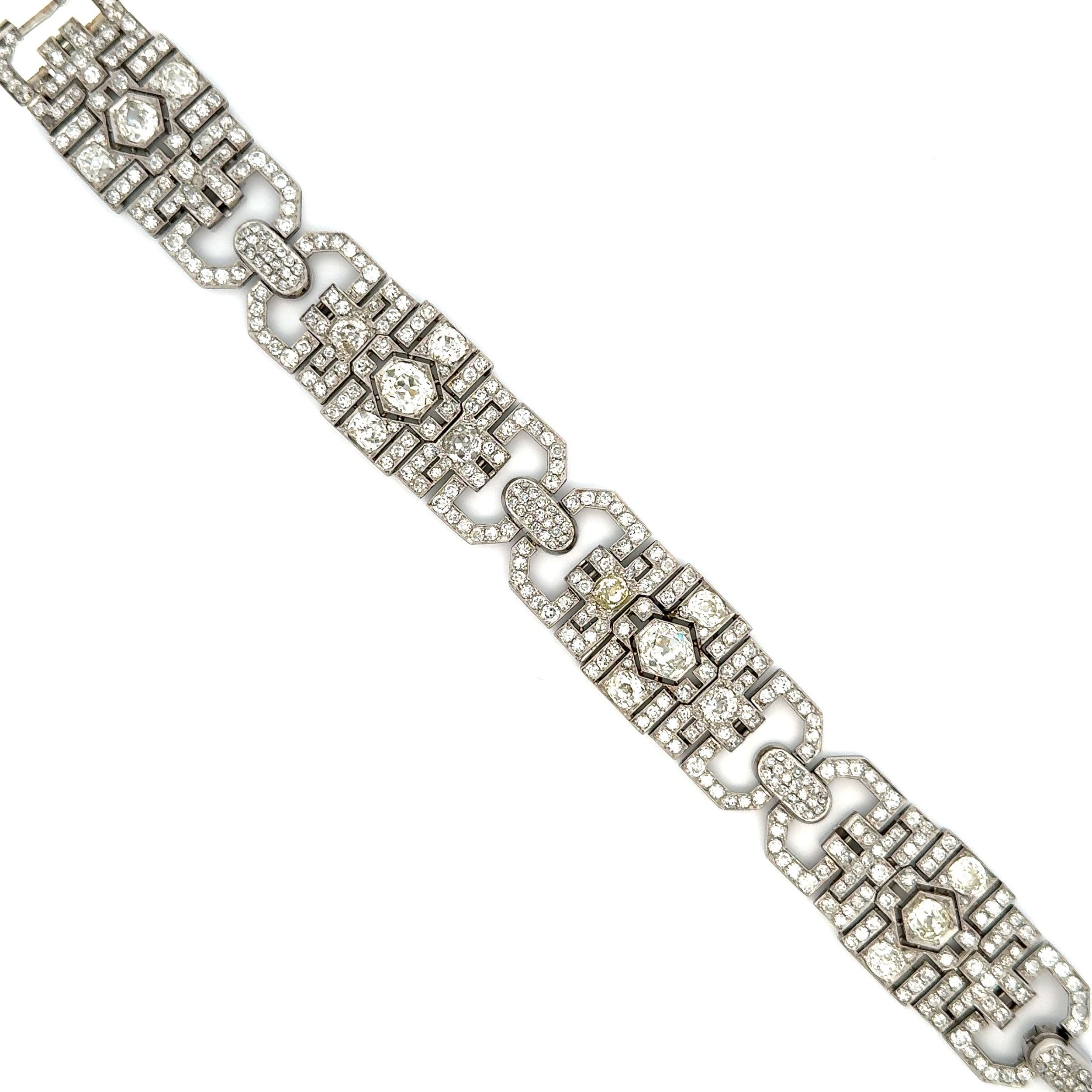 Platinum Art Deco 3.50tcw Old Mine Diamond & 15.00tcw Old Cut Diamond Bracelet 55,4g, 7.5”