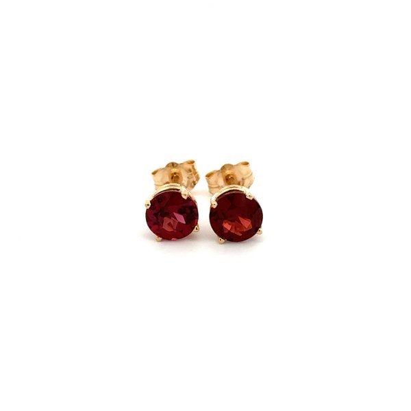 Closeup photo of 14K YG 1.70tcw Round Red Garnet 6.0mm in 4 Prong Solitaire Earrings 1.0g