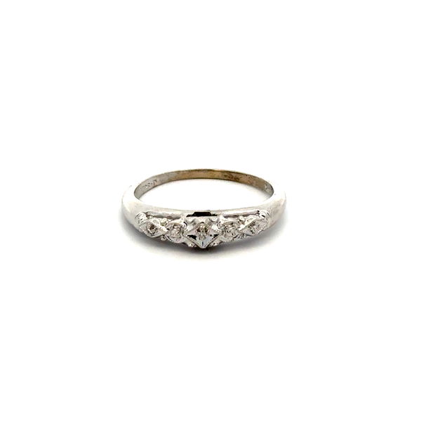 Closeup photo of 14K WG Mid Century Modern Engraved .03tcw Diamond 4.7mm Band Ring 2.0g, s7.5