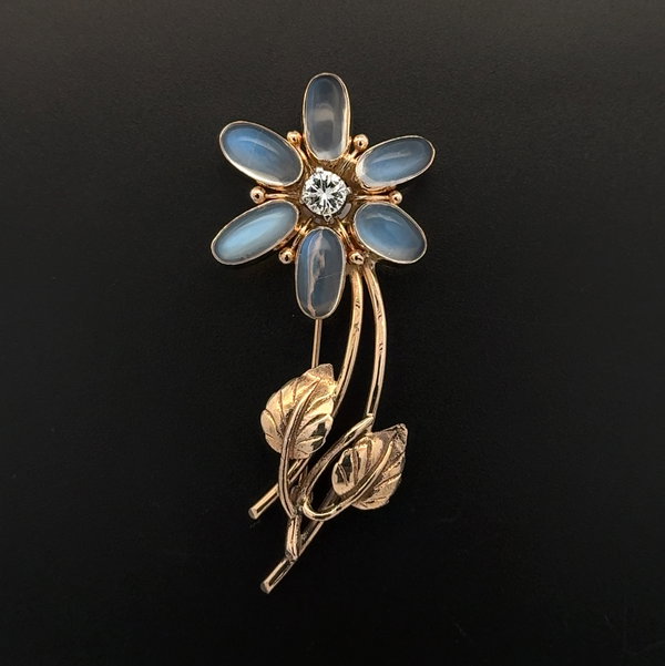 Closeup photo of 14K YG Retro 12tcw Oval Moonstone & .50ct Diamond Brooch 10.0g, 2.4"