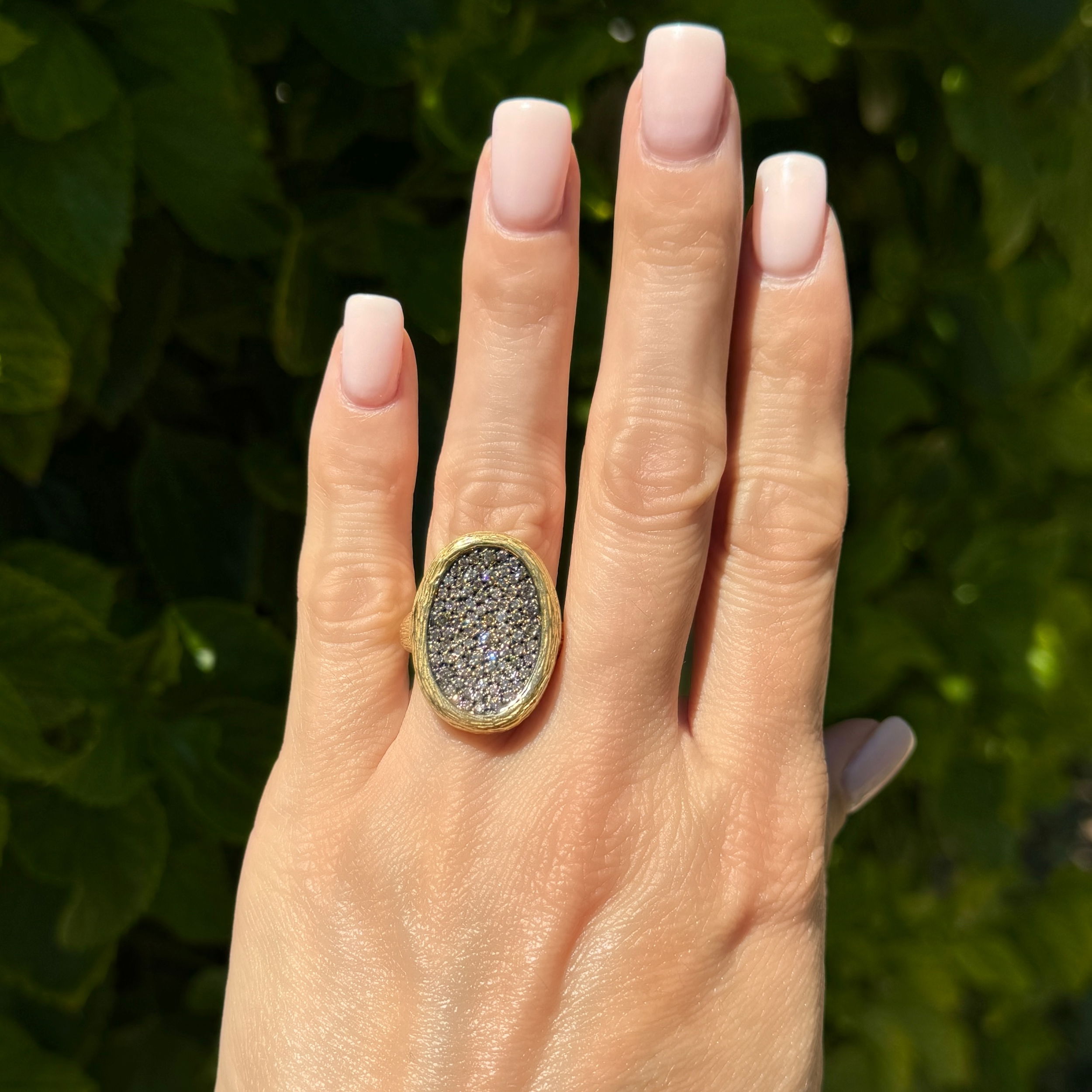 18K YG 2.05tcw Champagne Diamond Cluster Pebble Hammered Ring 14.7g, s6.25 18K YG 2.05tcw Champagne Diamond Cluster Pebble Hammered Ring 14.7g, s6.25