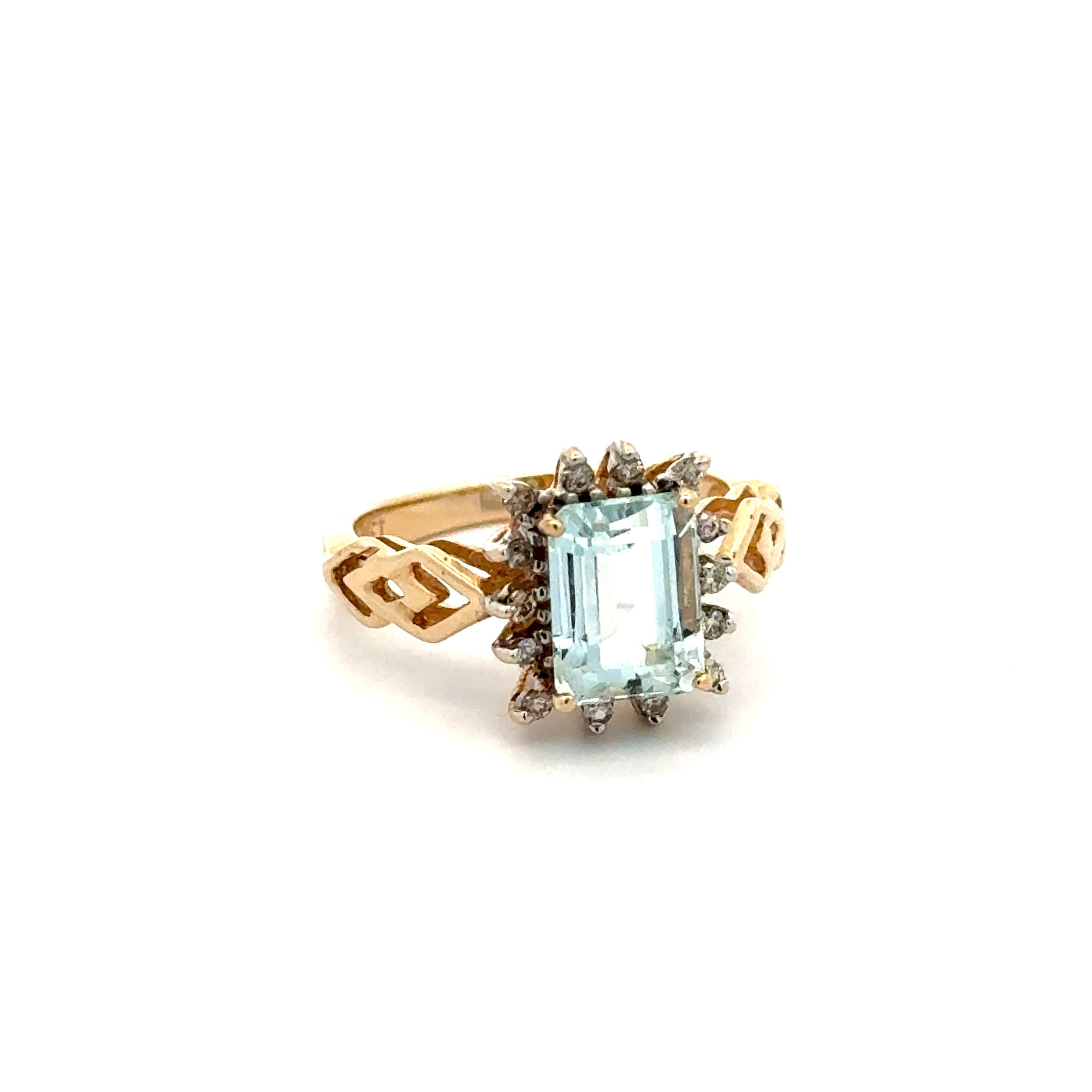 14K YG 1.00ct Emerald Cut Light Aquamarine & .10tcw Diamond Ring 3.3g, s5 14K YG 1.00ct Emerald Cut Light Aquamarine & .10tcw Diamond Ring 3.3g, s5