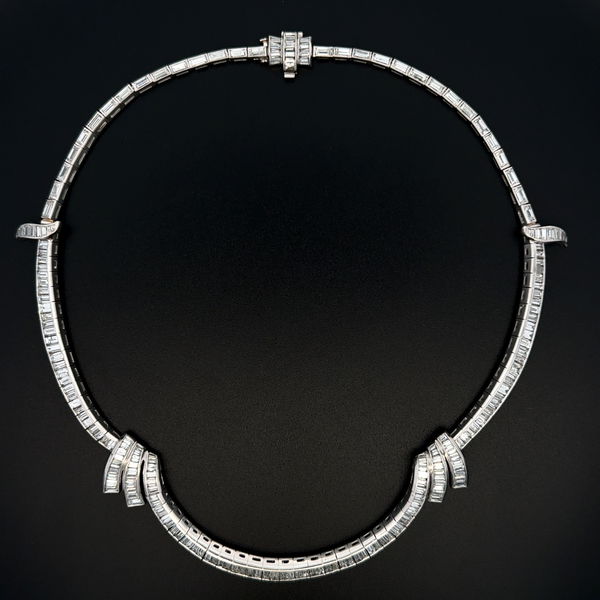 Closeup photo of Platinum 1950's 10.76tcw Baguette Diamond Choker Necklace 46.4g, 15"