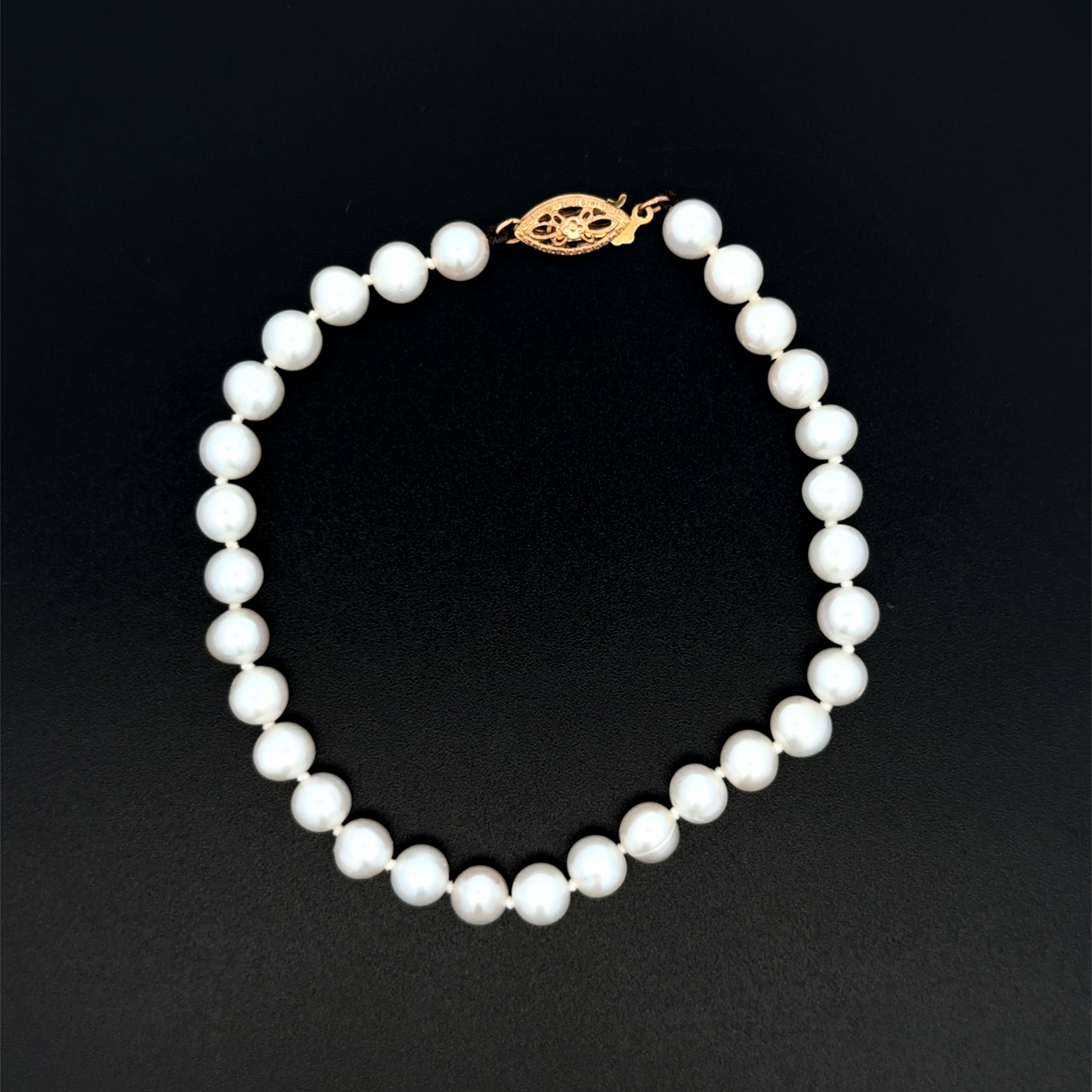 14K YG 5.80mm White Cultured Pearl Strand Bracelet 7.8g, 7"