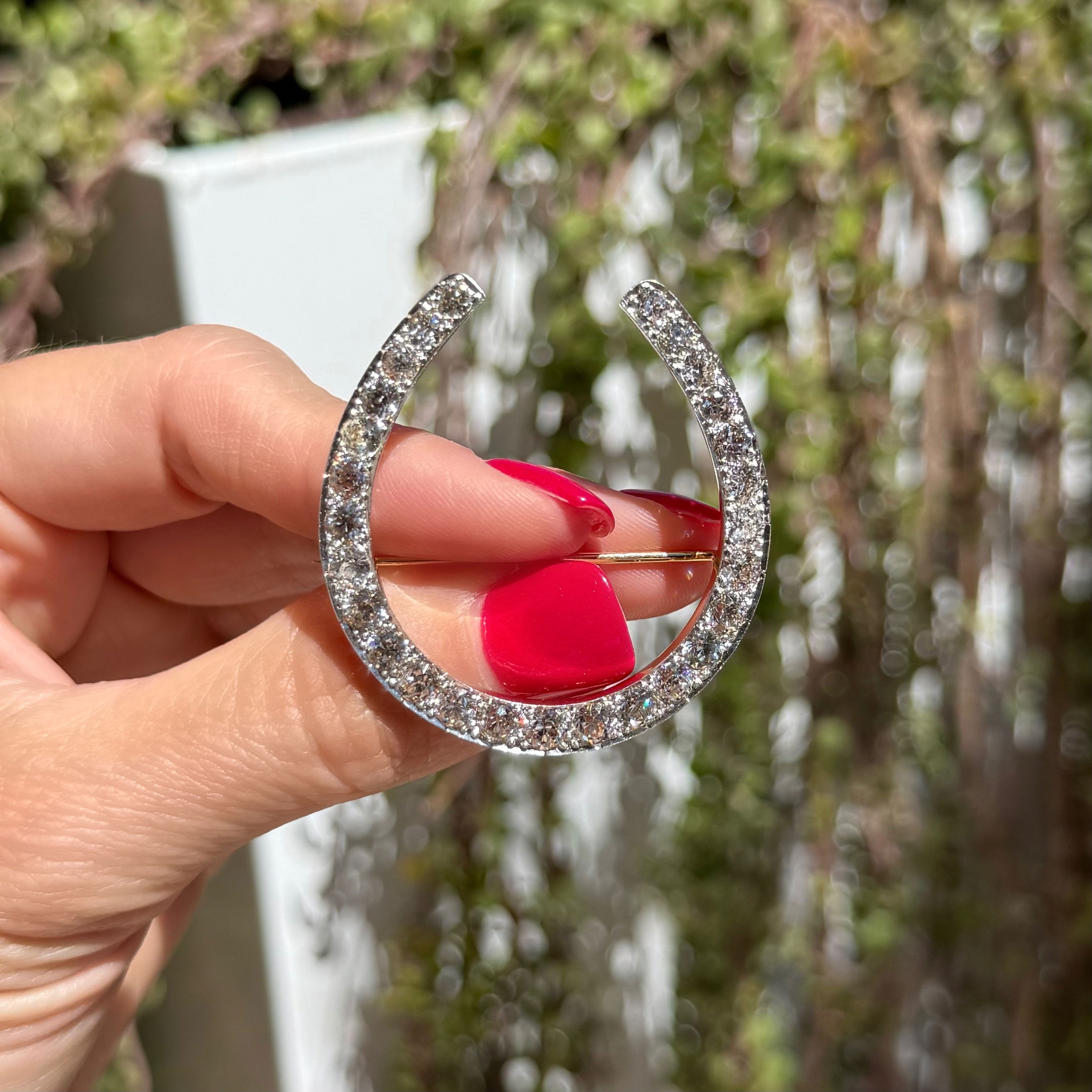 Platinum on 14K Edwardian Large Horseshoe 5.50tcw OEC Diamond 14.3g, 1.85"