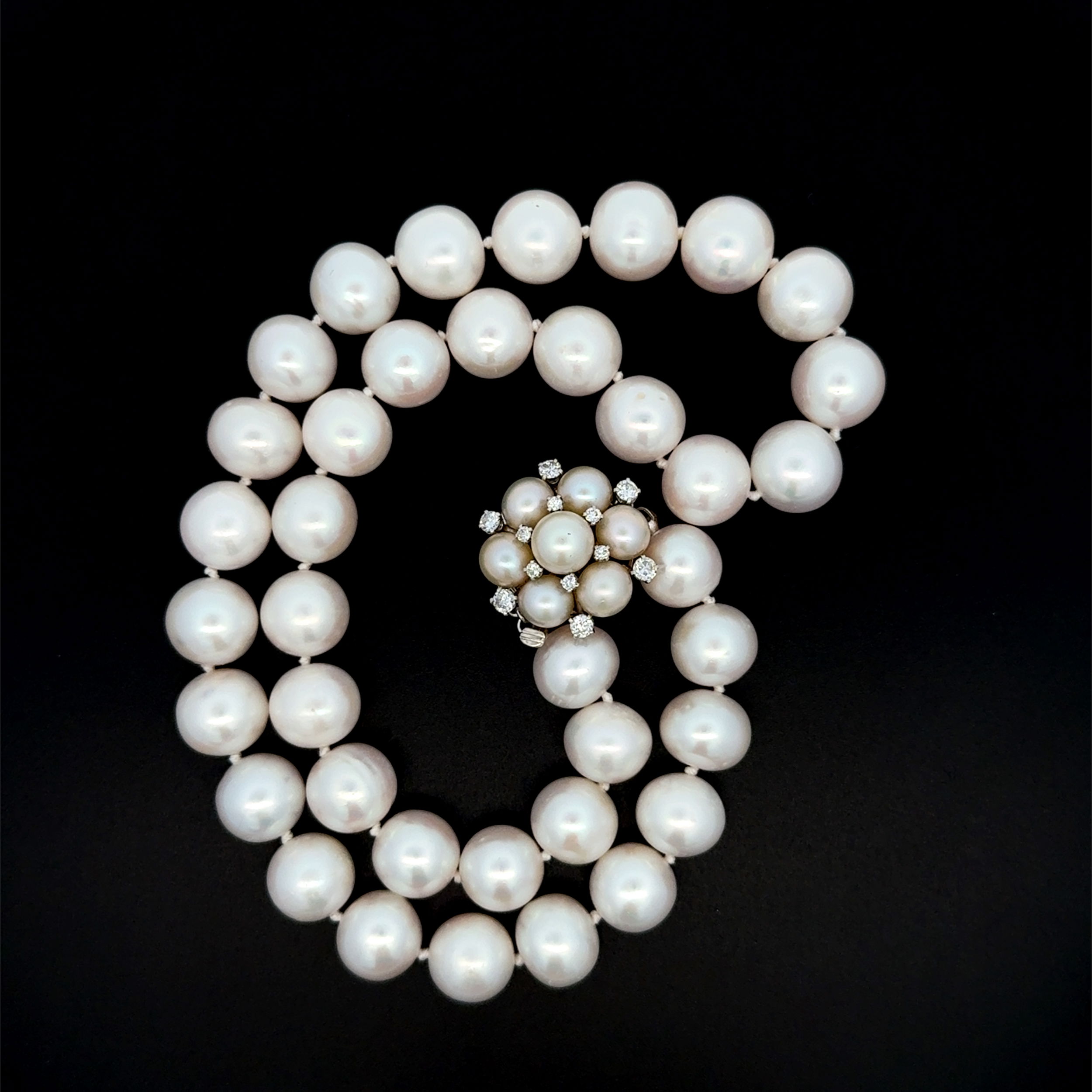 14K WG Art Deco 11-11.80mm South Sea Pearl Necklace .60tcw OEC Diamond Pearl Clasp 70.8g, 18" 14K WG Art Deco 11-11.80mm South Sea Pearl Necklace .60tcw OEC Diamond Pearl Clasp 70.8g, 18"