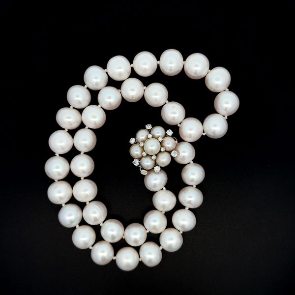 Closeup photo of 14K WG Art Deco 11-11.80mm South Sea Pearl Necklace .60tcw OEC Diamond Pearl Clasp 70.8g, 18"