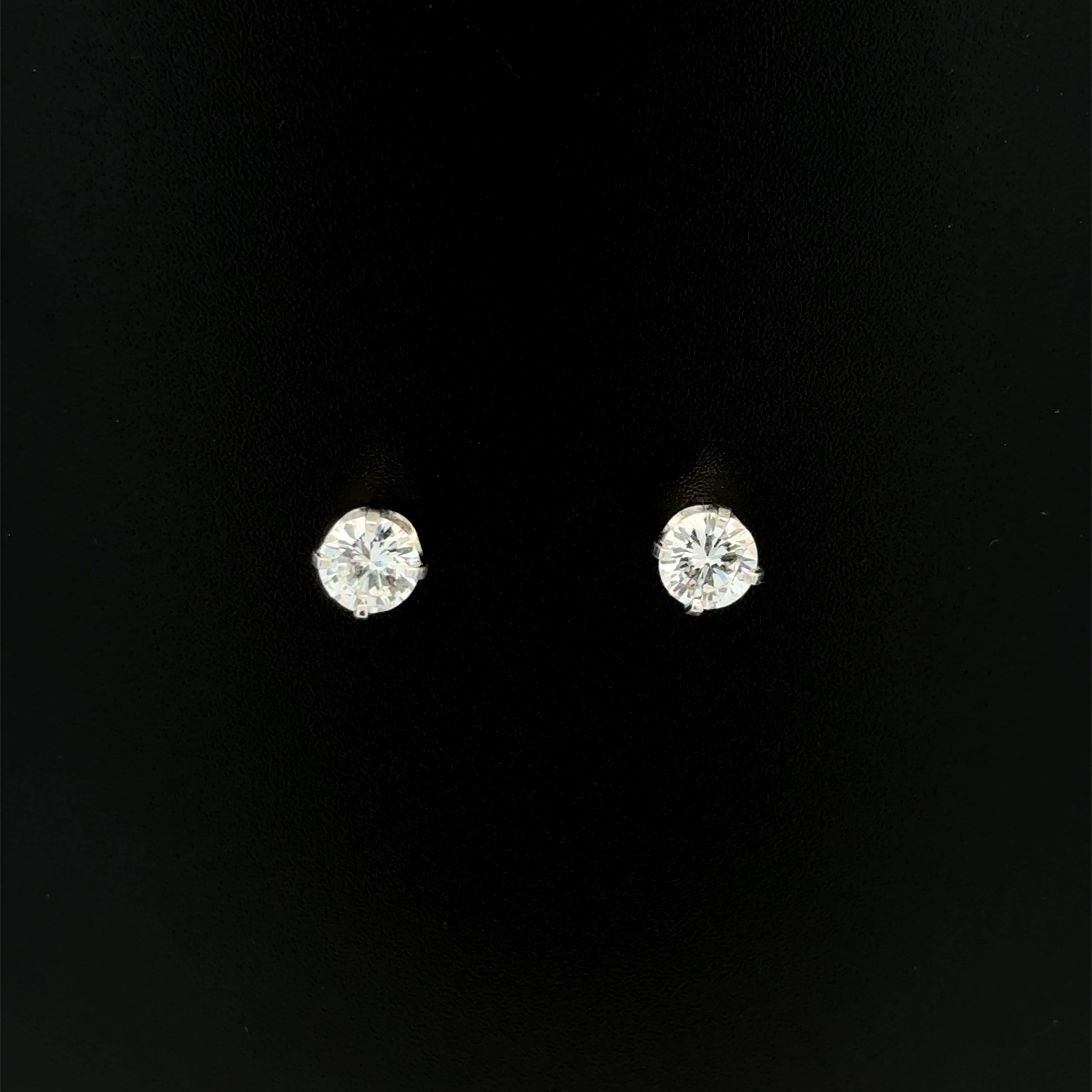 Platinum .95tcw RBC Diamond 4.95mm Stud Earrings Plat Post & Backs 1.8g Platinum .95tcw RBC Diamond 4.95mm Stud Earrings Plat Post & Backs 1.8g