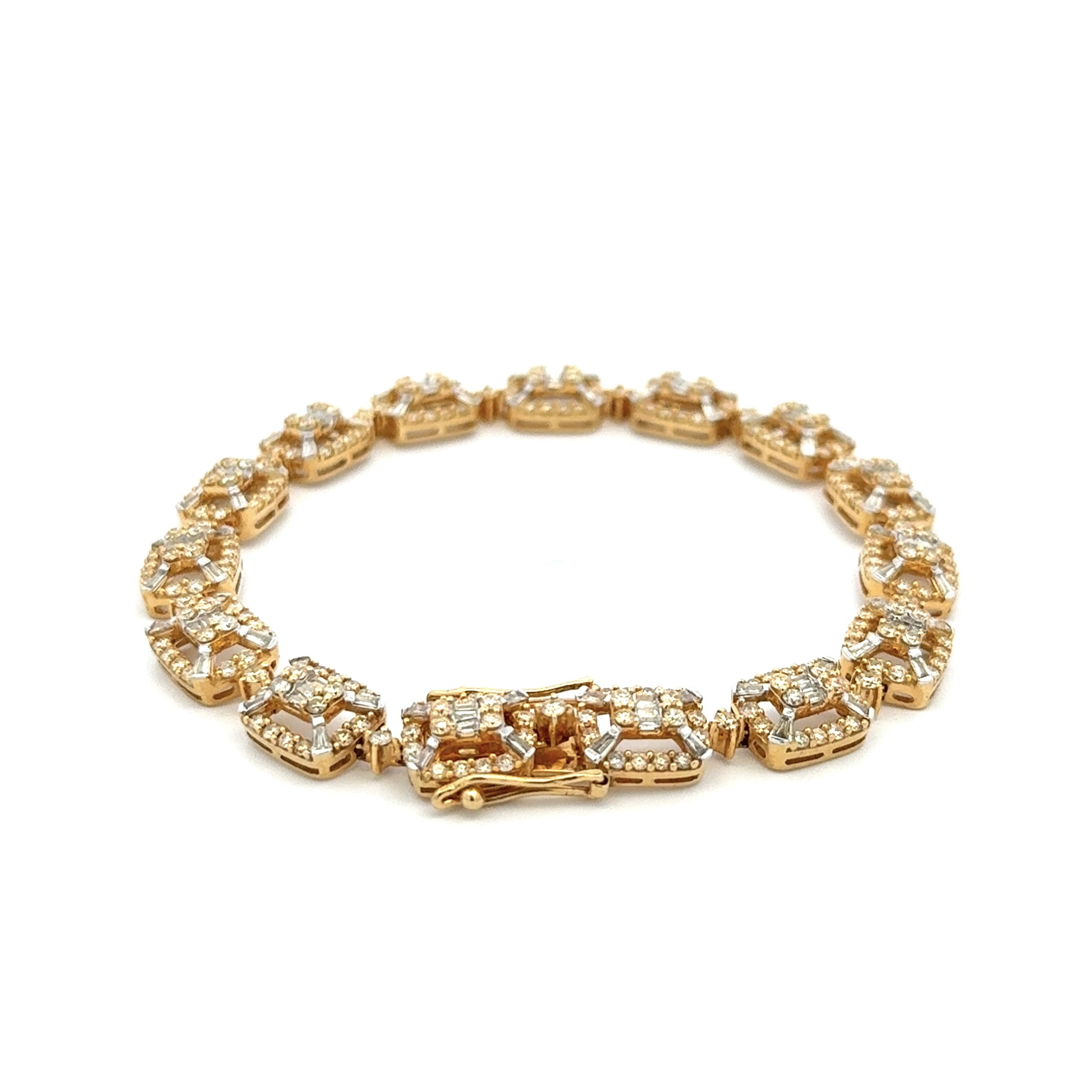 10K YG 6.00tcw Baguette & RBC Diamond Cluster Station Bracelet 18.2g, 7.5" 10K YG 6.00tcw Baguette & RBC Diamond Cluster Station Bracelet 18.2g, 7.5"