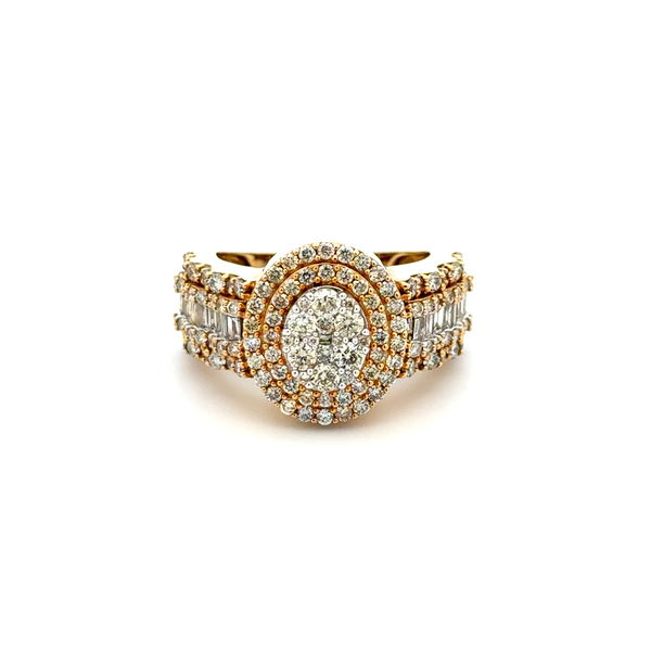 Closeup photo of 10K YG 2.90tcw Baguette & RBC Pave Diamond Cluster Ring 10.6g, s9.5