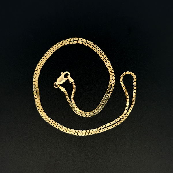 Closeup photo of 14K YG Box Chain Necklace 6.5g, 18"