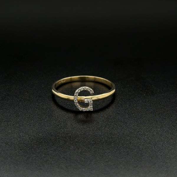 Closeup photo of 10K YG .05tcw RBC Diamond Initial G Ring 1.1g, s7