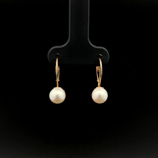 Closeup photo of 14K YG 6mm Pearl Earrings on Wire 1.4g