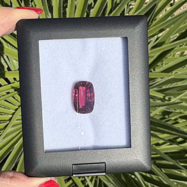 Closeup photo of 7.31ct Mixed Cushion Rubellite Tourmaline 15.34x10.19x5.84mm