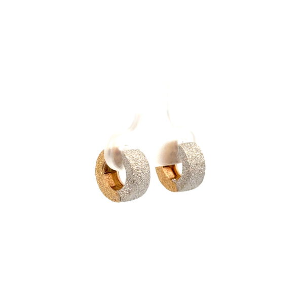 Closeup photo of 14K 2tone Italian Reversable Sandblasted Huggie Hoop Earrings 4.8g