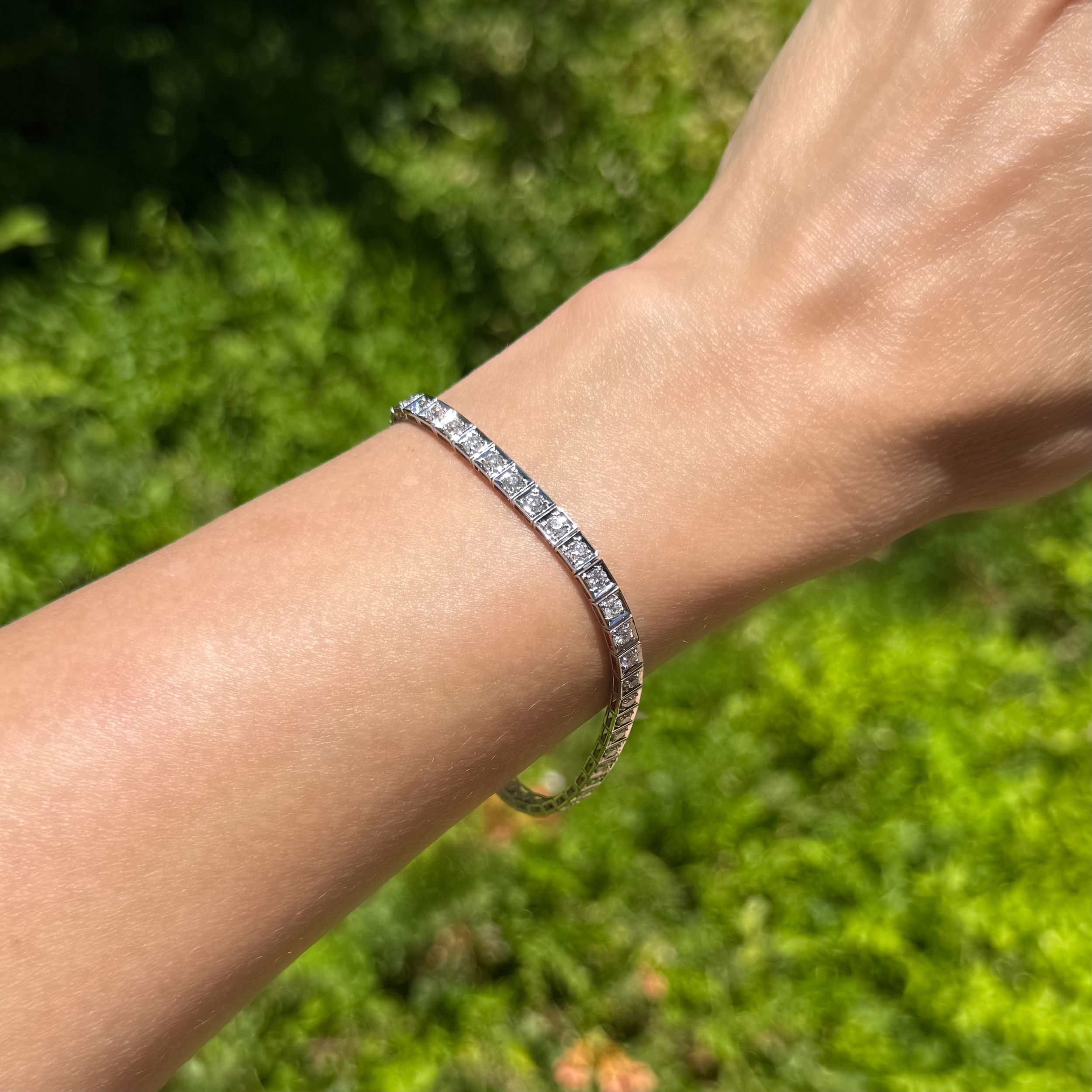 14K WG 45 RBC Diamond 3.50tcw Box Line Tennis Bracelet 11.2g, 8"