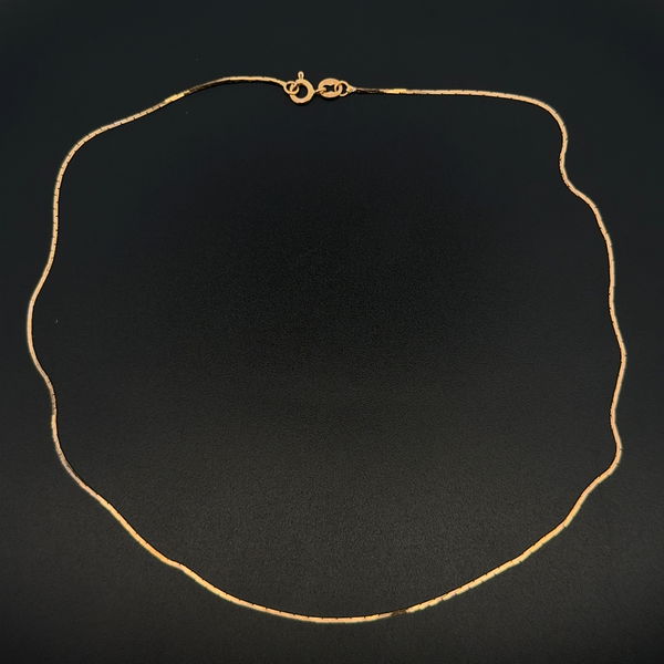 Closeup photo of 14K YG Flat Link Chain Necklace 2.0g, 14.75"