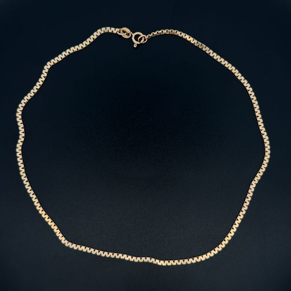 Closeup photo of 14K YG Italian Flat Link Chain 7.1g, 15"