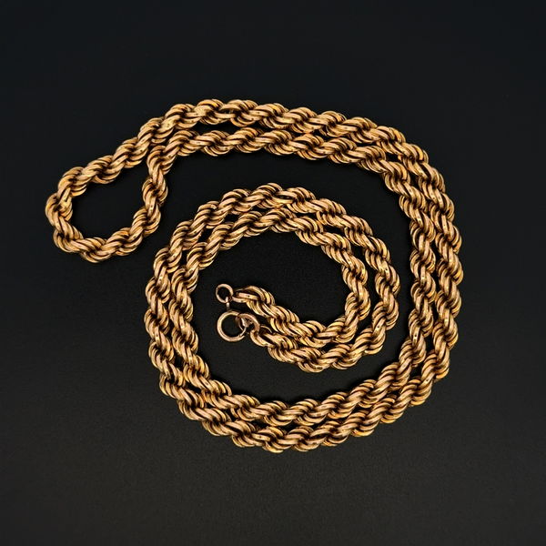 Closeup photo of 18K YG Twisted Rope 6mm Chain 33.0g, 26"