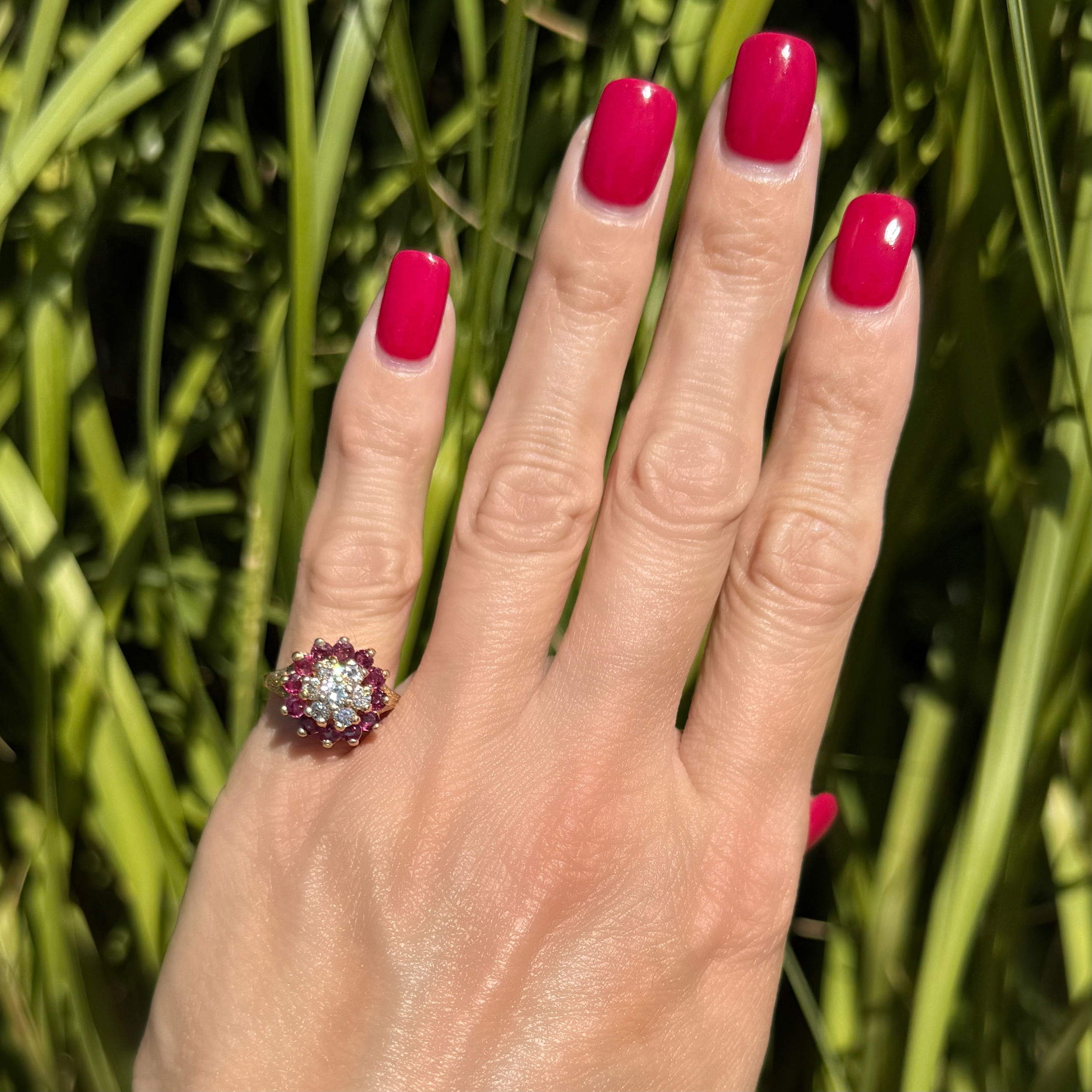 14K YG .55tcw RBC Diamond & .96tcw Ruby Halo Ring 6.3g, s4.75