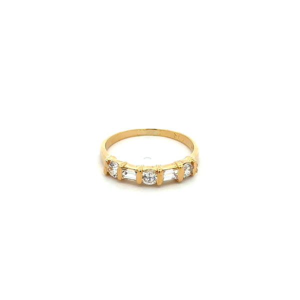 Closeup photo of 18K YG .65tcw RBC & Bagguete Diamond Half Way Band Ring 2.7g, s7.5