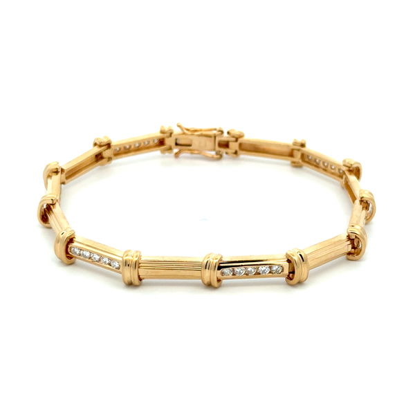 Closeup photo of 14K YG Alternating .60tcw RBC Diamond, Polished Link Bracelet 14.5g, 7"