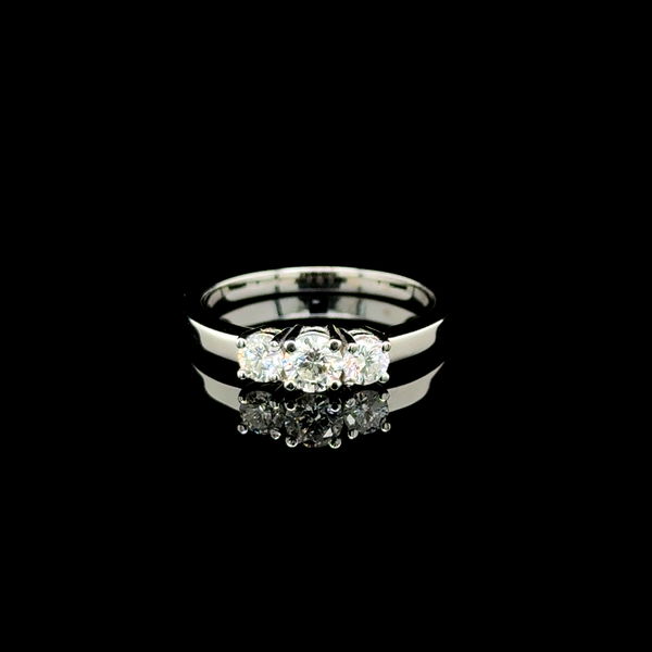Closeup photo of 14K WG .55tcw RBC Diamond 3 Stone Ring 3.2g, s7