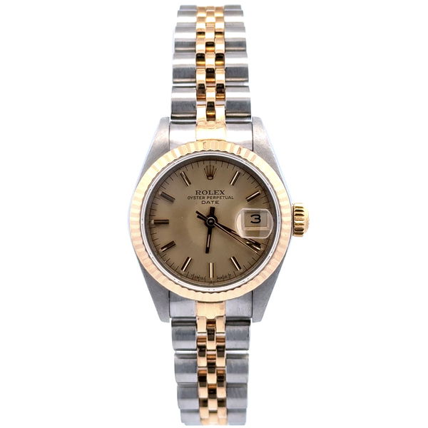 Closeup photo of Ladies Rolex 2tone SS 18K 69173 26mm Champagne Dial 8789511 9/2025 Service Xtal