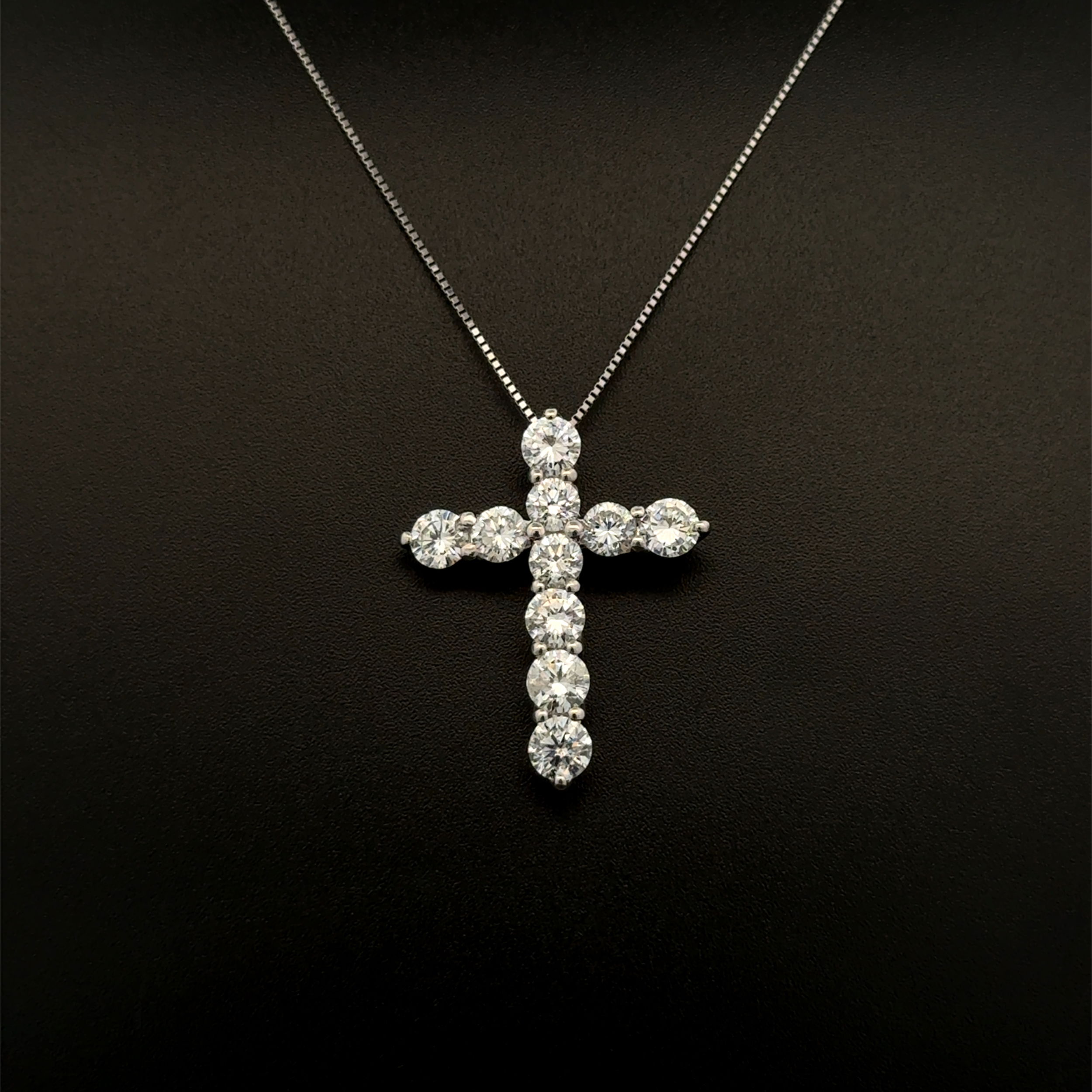 Platinum 900 3.00tcw RBC 10 Diamond Cross Necklace 7.3 on Platinum 850 Chain 18"