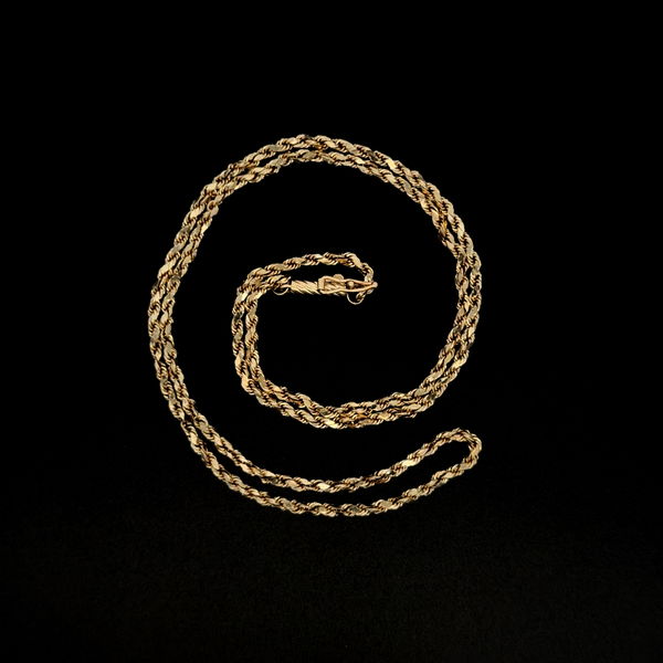 Closeup photo of 14K YG Twisted Rope 2.2mm Chain Necklace 2.7g, 18"