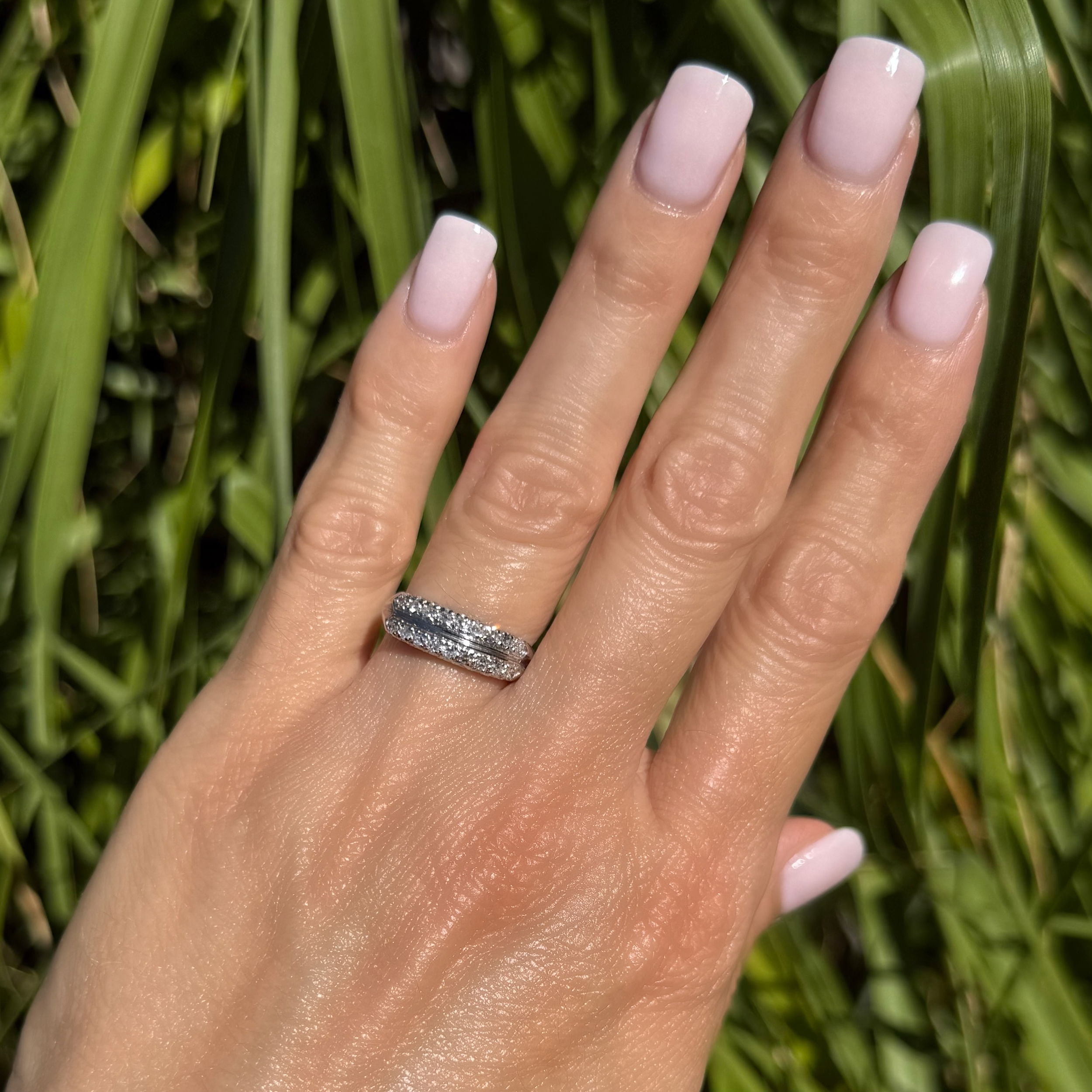 Platinum Mid Century Double Row .35tcw Single Cut Diamond Ring 4.6g, s5.75