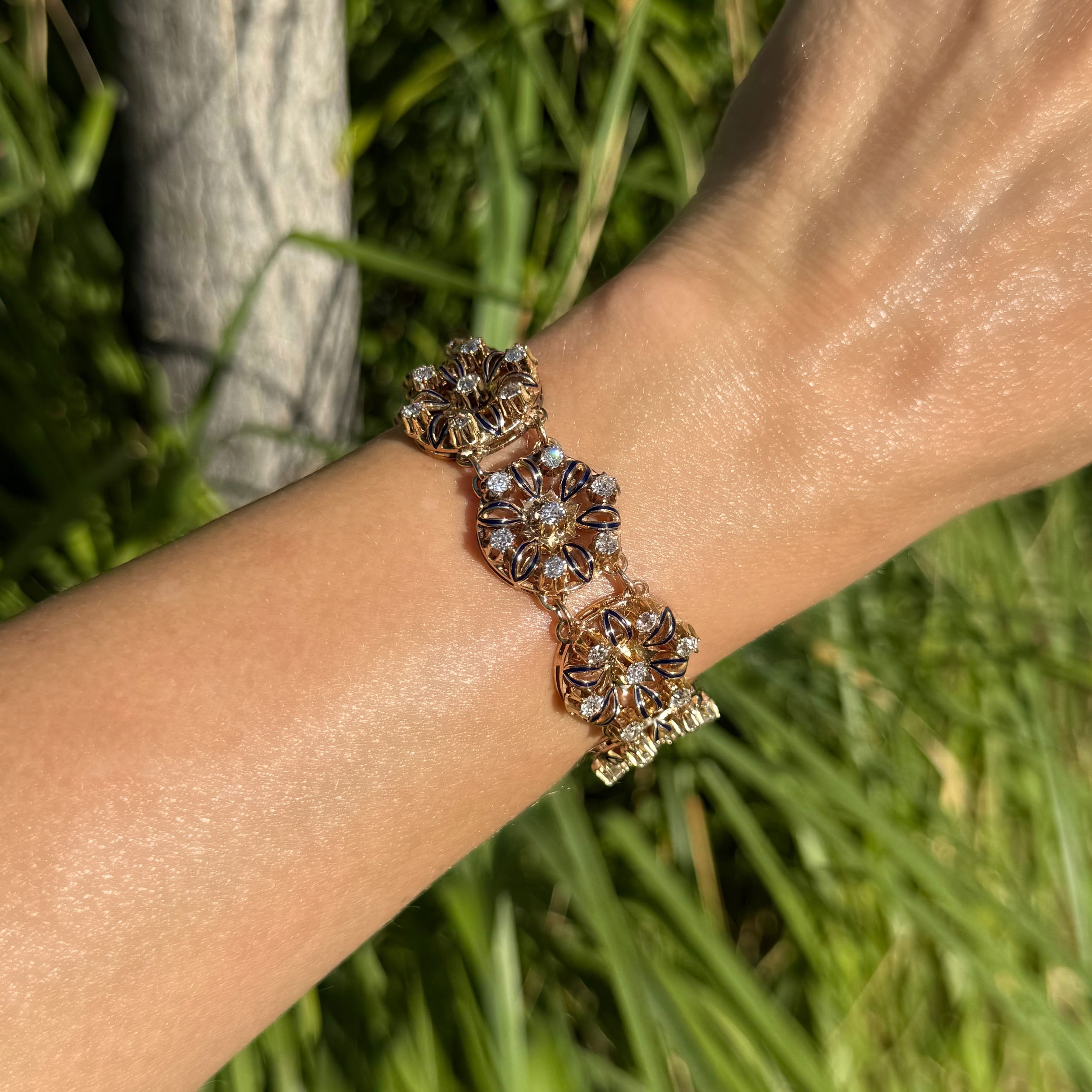 14K YG Victorian 7.00tcw OMC Diamond & Enamel 8 Station Bracelet 45.7g, 7"