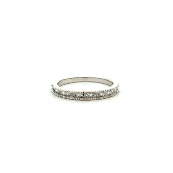 Closeup photo of 14K WG .20tcw Baguette Diamond Milgrain Band Ring 1.9g,s 5.75