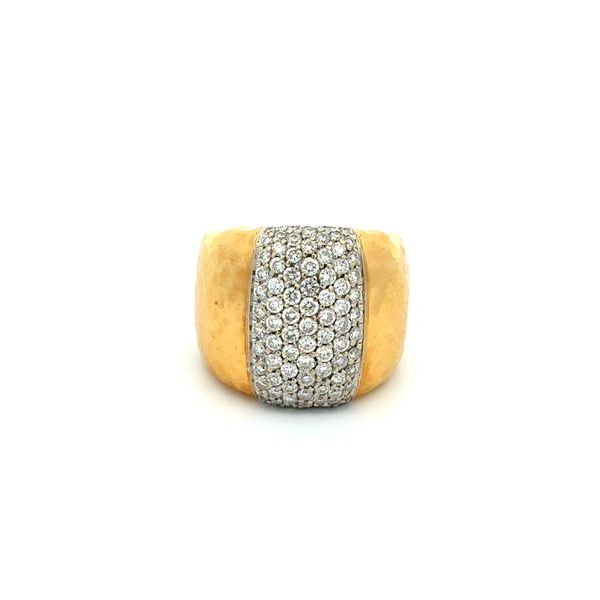 Closeup photo of 18K YG Roberto Coin Martellato 1.25tcw Pave Diamond Hammered 18mm Band Ring 14.0g, s6.5
